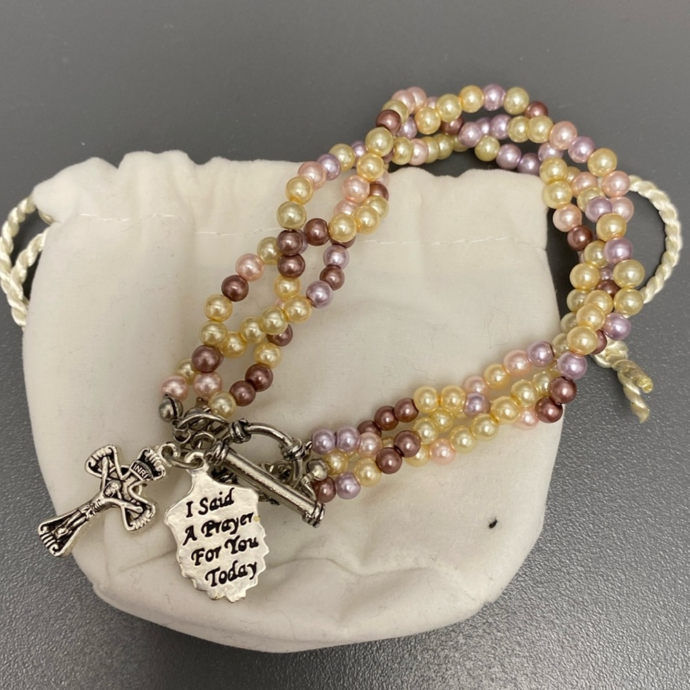 Pearly bracelet